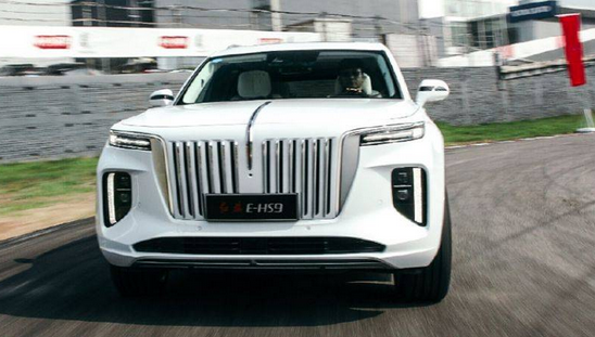  国产库里南遭投诉，续航500公里实际只跑200多，无法挂档频繁修 