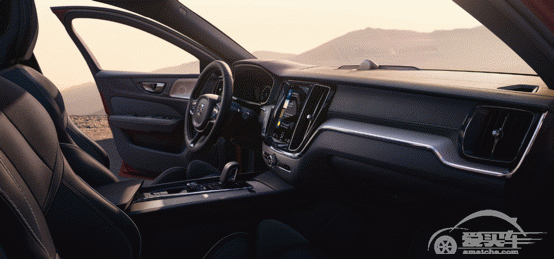 左手仗剑、右手持盾，“西装暴徒”再度出发！