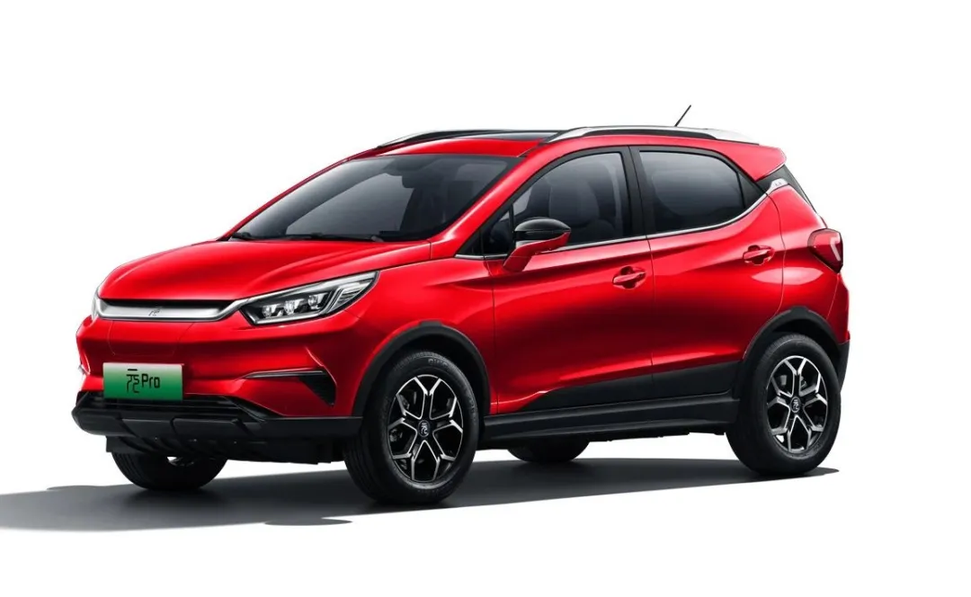 10万元买高颜值电动车？不要盯着宏光MINI，第三辆才是少女必备款