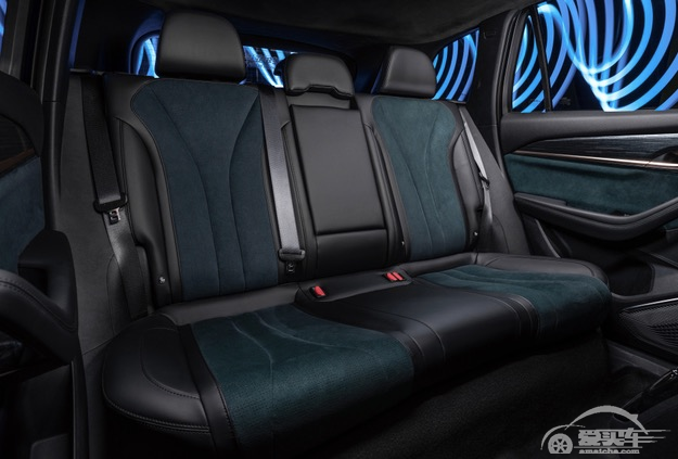 吉利星越L 13.72万元起 沃尔沃同源发动机 还买什么长安UNI-K