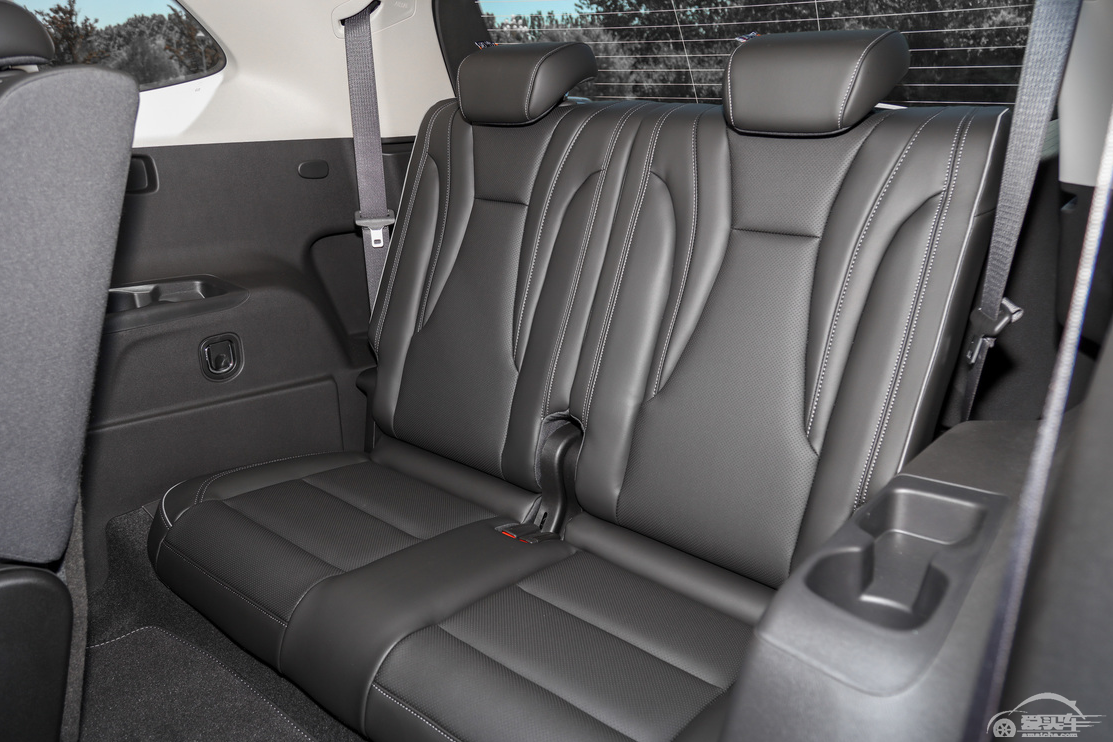 入门级配置很强大，昂科威Plus购车手册来了，最值得选的是这款