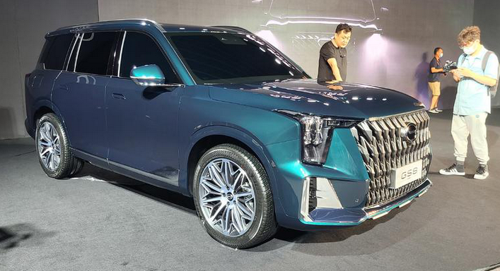 设计豪华感更强/配丰田混动系统 第二代广汽传祺