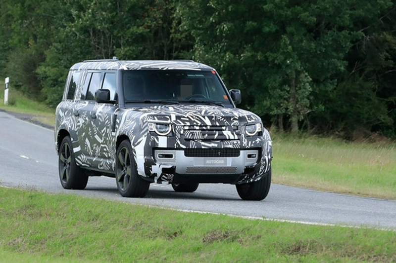  全新2022款路虎卫士130车型伪装谍照曝光 