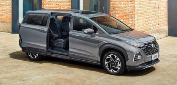  中大型MPV尺寸，只要16.98万元起，现代库斯图上市 