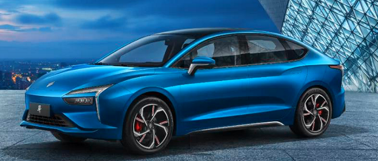 亮点是双电机，打上过气雷诺的名号，雷诺江铃