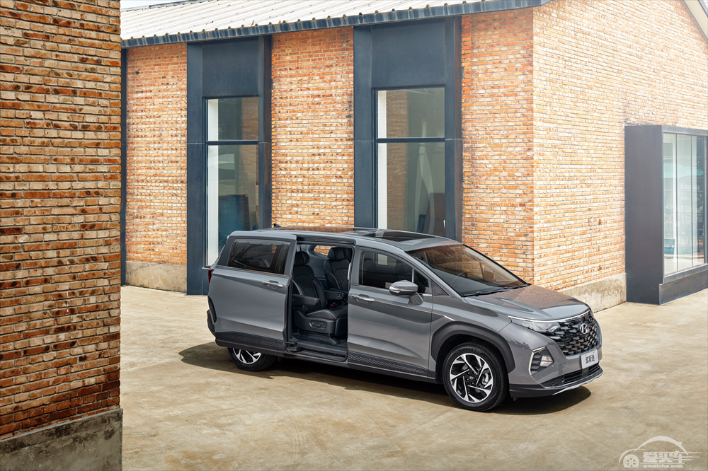 售16.98万起！现代库斯途正式上市，家用MPV“普及者”