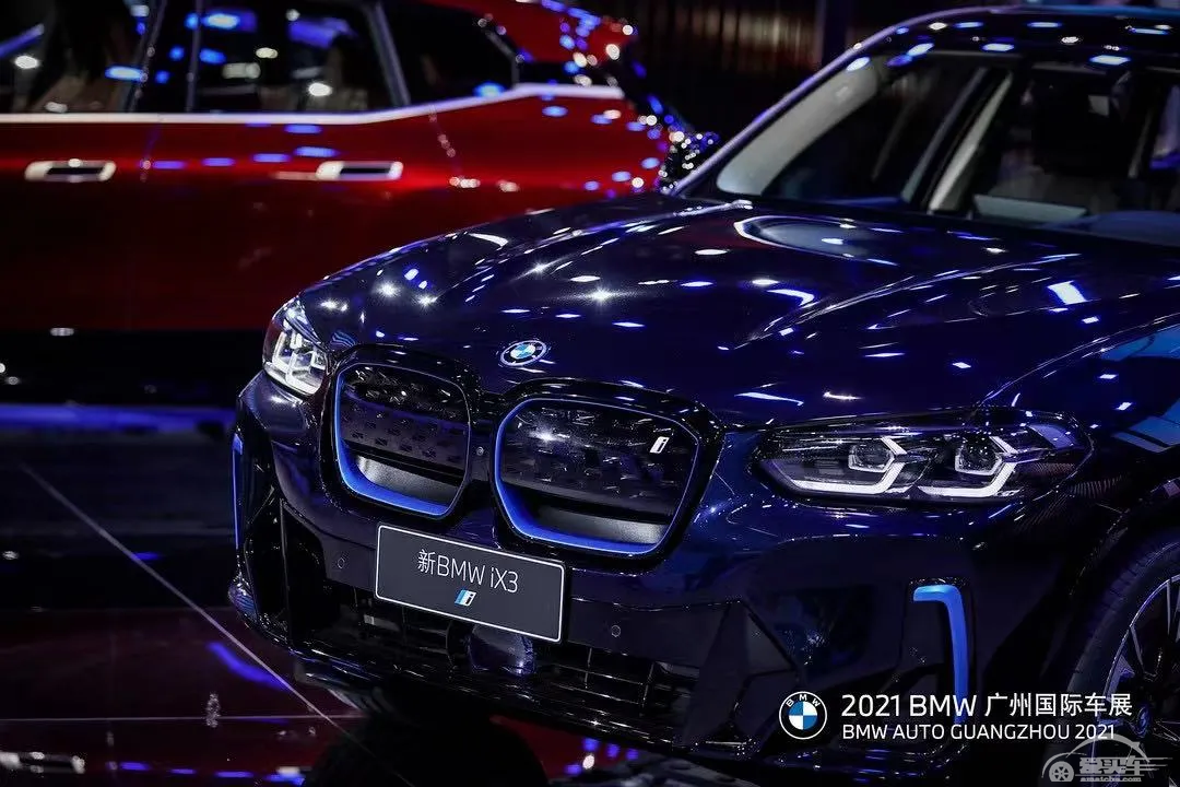 宝马 iX、i4、新 iX3登陆广州车展，全新宝马2系双门轿跑够吸睛！