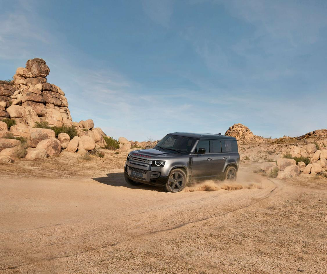 产品阵营进一步扩大 2023年款路虎·卫士110和路虎