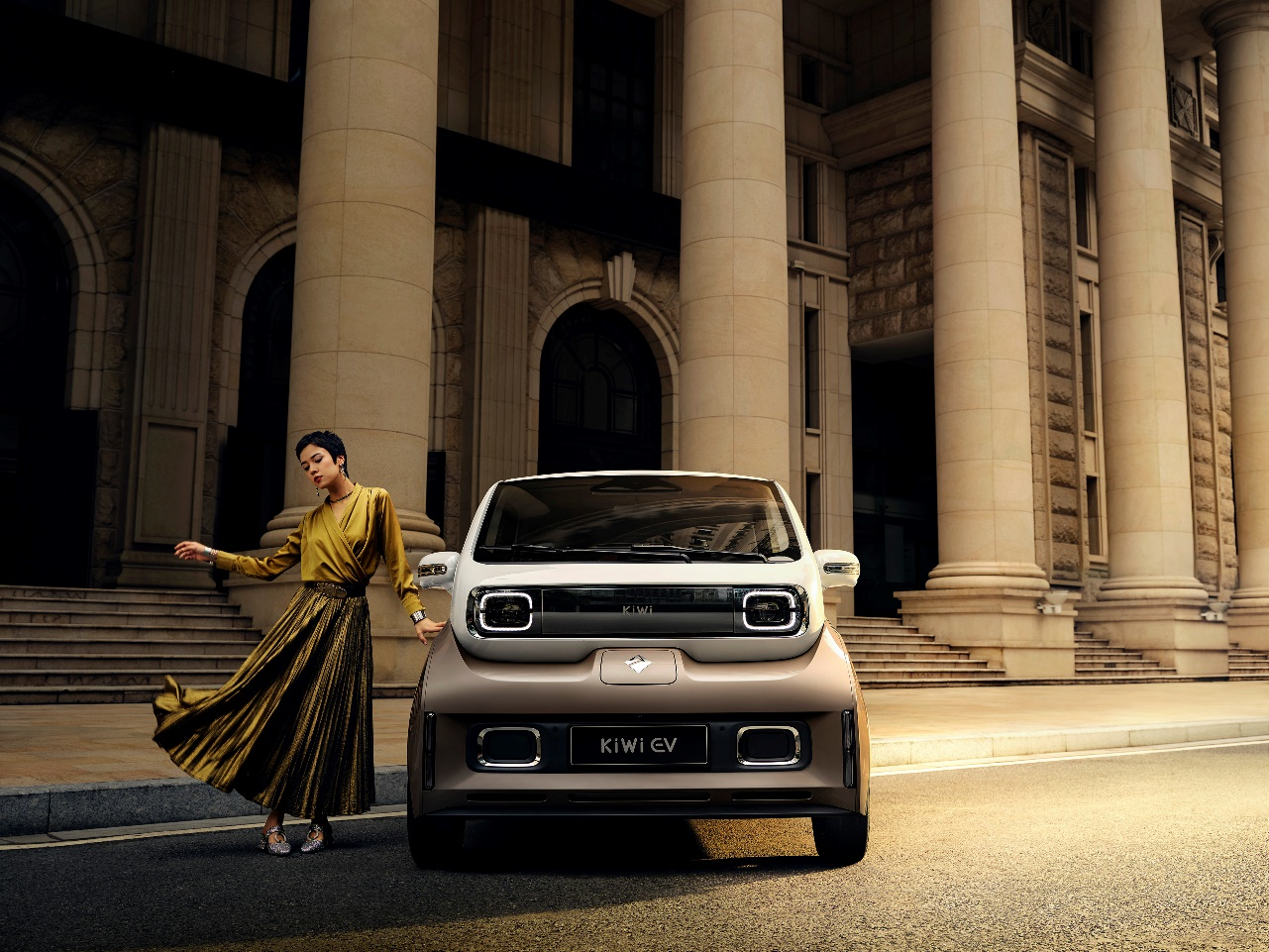 2023 款 KiWi EV 官图曝光，新增三种潮流新色主打时