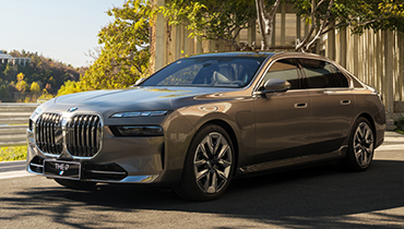 2022第八届中国汽车“金轱辘奖”年度创新豪华纯