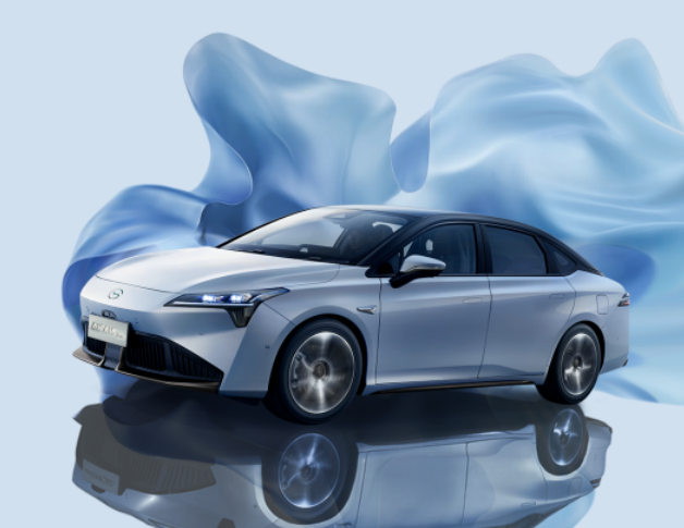 配置很顶，价格很美！AION S Plus热销加推70乐享版