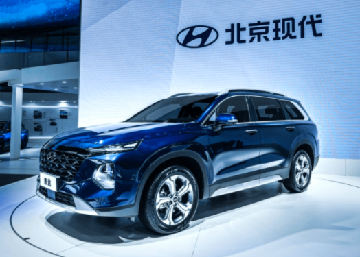 北京现代最高降5.5万，韩系车要拼赢法系车？