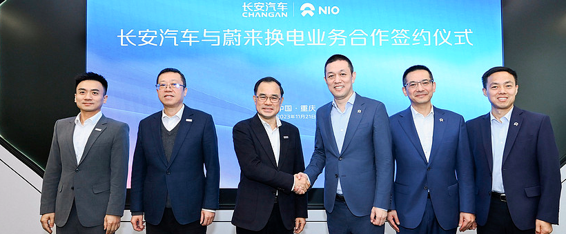 疯狂2023丨面对产业巨变，车企抱团取暖，效果究