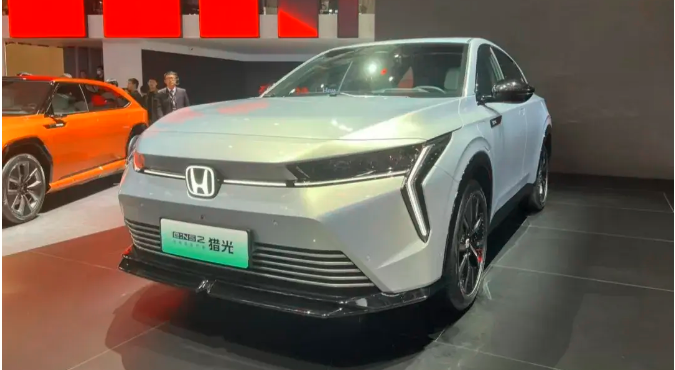 Honda“烨”/e:N 品牌强势出击，e:NP2 极湃2惊爆价15.98万！