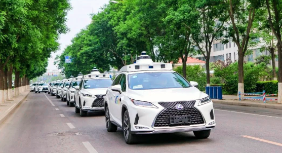 行业丨自动驾驶商业化来了，以后开车能躺平吗