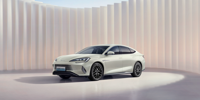 定档8月8日上市!比亚迪2025款海豹和海豹07DM-i强 定档8月8日上市!比亚迪2025款海豹和海豹07DM-i强