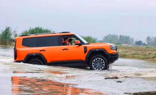 车企前三季度KPI：比亚迪、上汽超70%，吉利上调