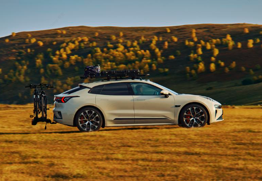 焕新极氪001限时25.98万起，7分钟快充、辅助驾驶