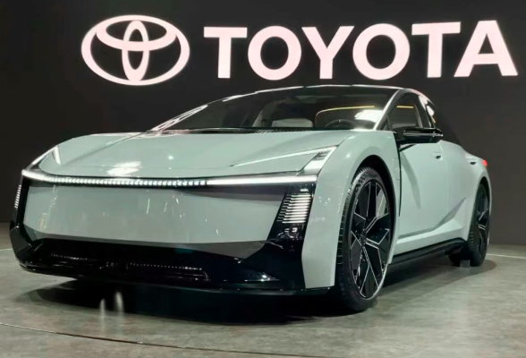 行业丨首位华人！李凤刚出任北京现代总经理，