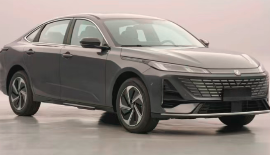 行业丨吉利、长安、奇瑞再押HEV，藏着中国车的