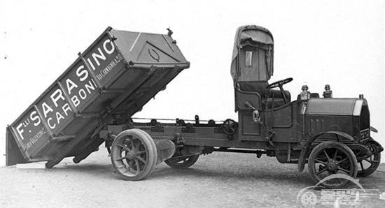 它要告诉我们，意大利的骄傲不仅只有奢侈品