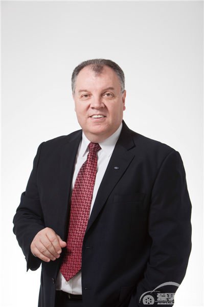 福特汽车公司宣布在中国、印度、全球战略和财务部门的高层人事变动