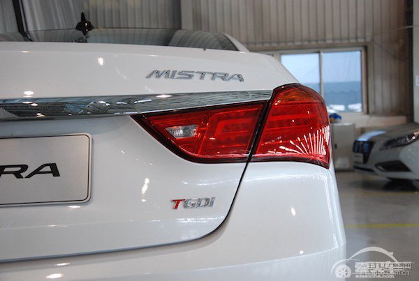 索纳塔混动版/名图1.6T上市 16.98万起