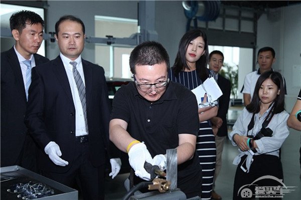 走进大众汽车学院