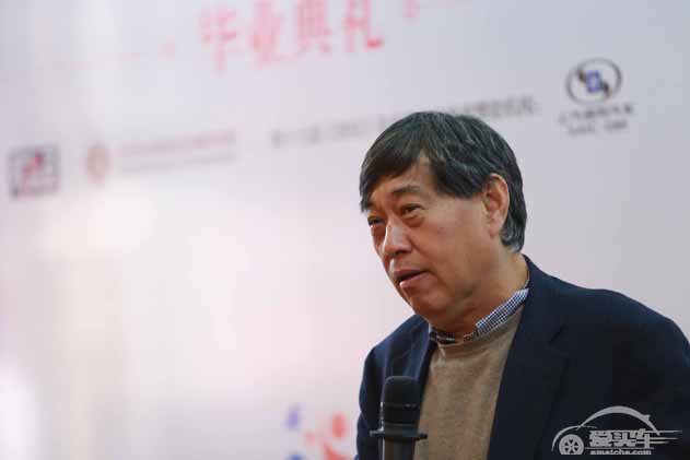 上汽通用汽车助力复合型新闻人才培养