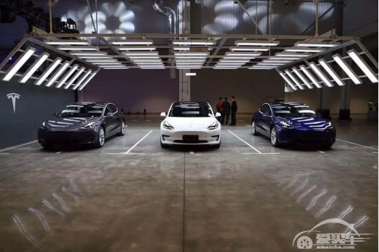 Model Y将国产：这款特斯拉全新车型，是否值得马斯克“尬舞”？