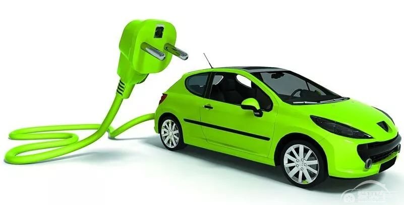 左手挑战，右手机遇，深陷泥沼中的车企何去何从？