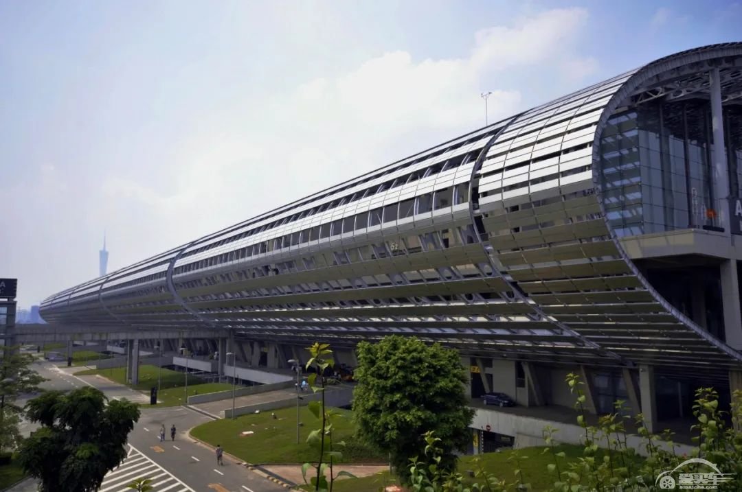 疫情下直播能卖车，那线上办车展也不是无稽之谈