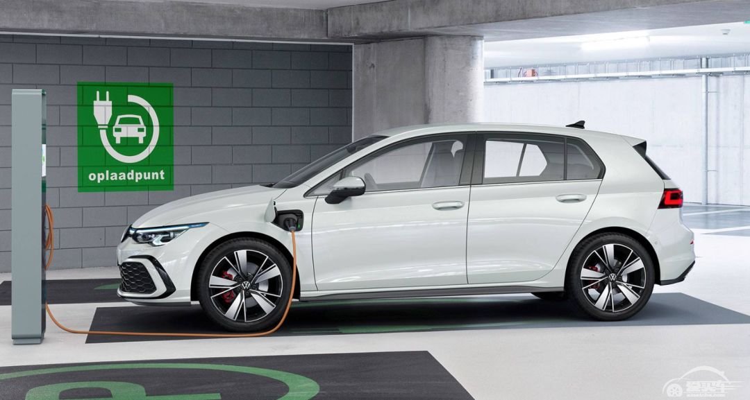 PK大众神车第八代高尔夫，本田思域两厢能赢么？