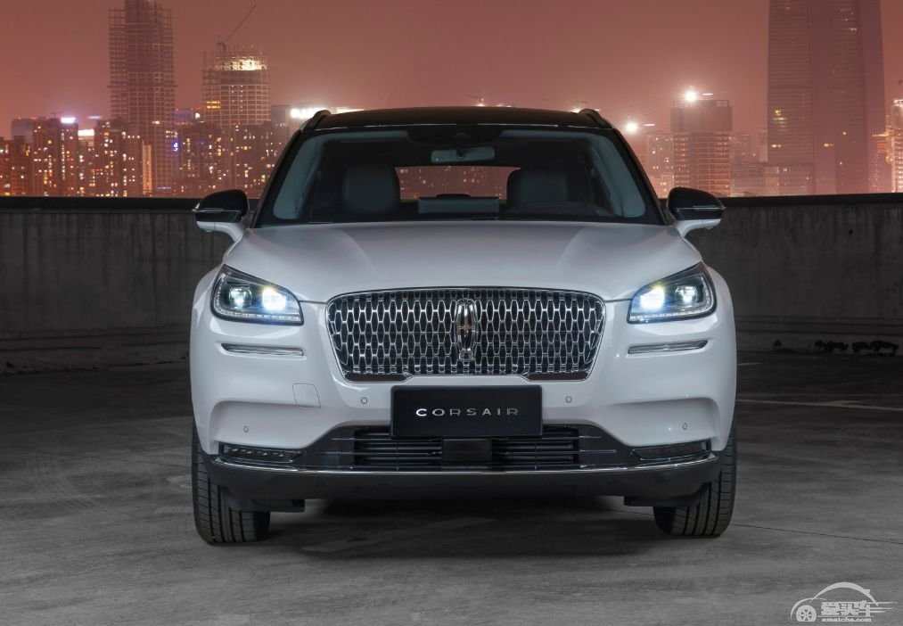 用满满诚意挑战标杆！林肯冒险家和宝马X1到底选谁更好？