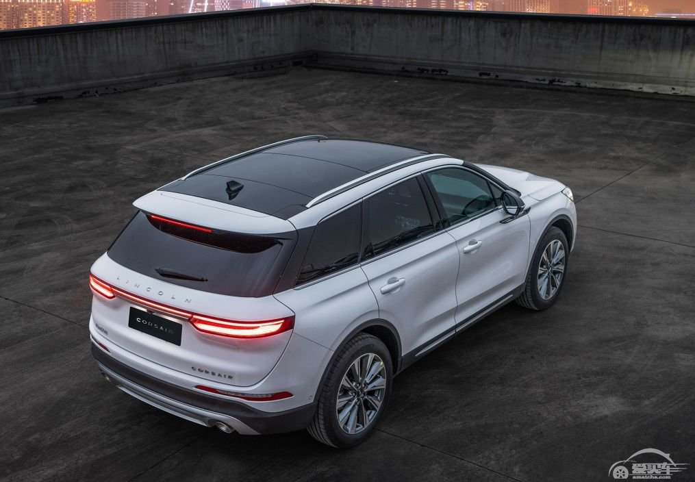 用满满诚意挑战标杆！林肯冒险家和宝马X1到底选谁更好？