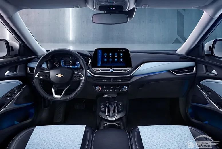 续航都超400km，都是合资品质，菲斯塔纯电动和畅巡怎么选？