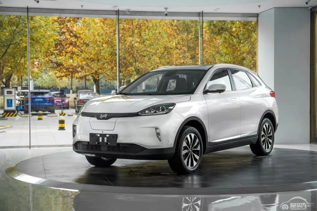 透明A柱变成现实!这些高科技装备普及到汽车还远吗？