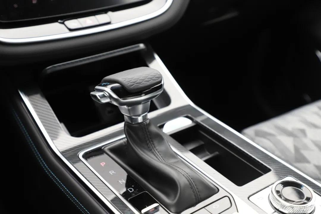 舒适性和空间需求，远远大于个性化！10万左右国产Coupe车型它真香