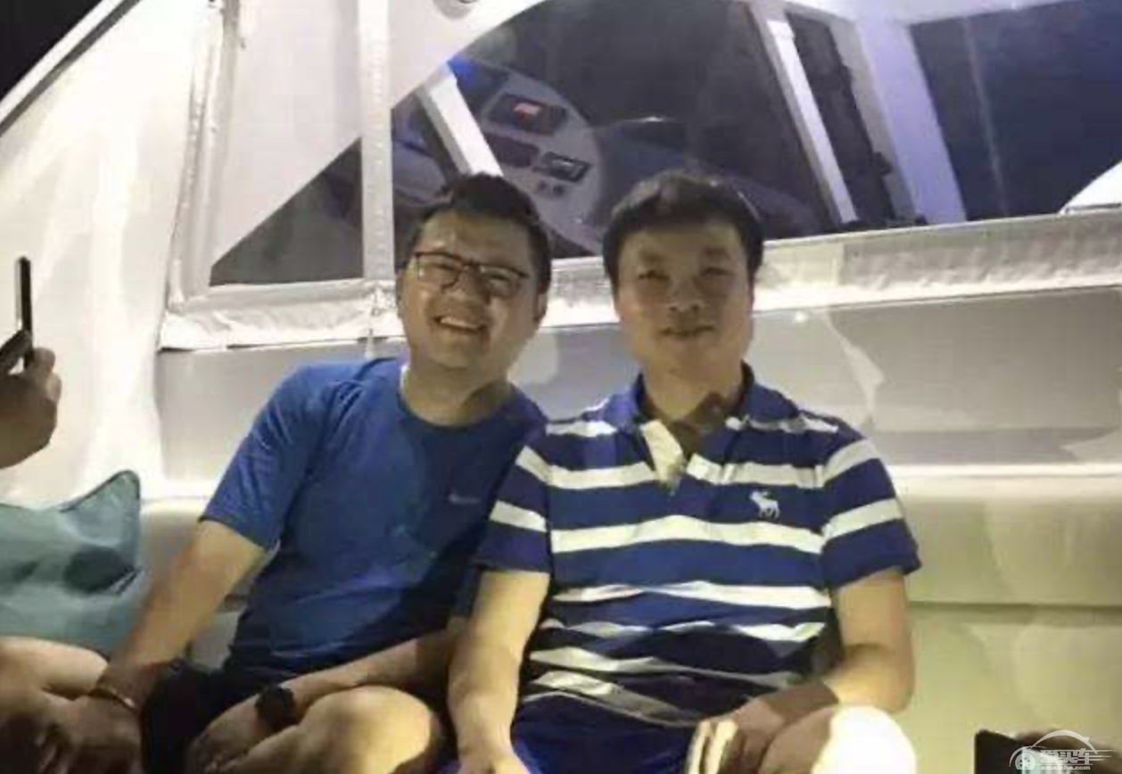 何小鹏：我劝别人把腾讯买下来