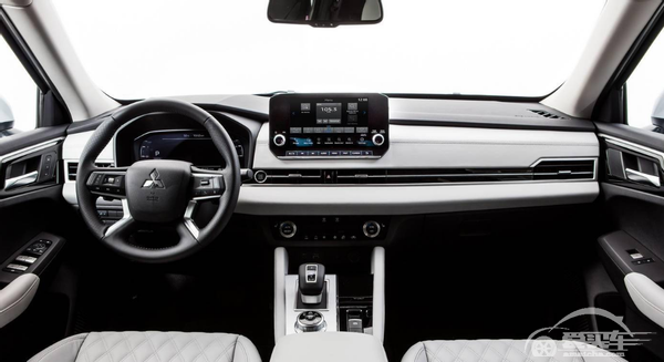 全新一代欧蓝德来了，外观大变，与奇骏同平台，能否热卖？