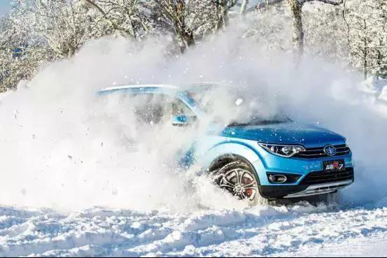  10万不到的SUV，冰雪地随便撒野！ 