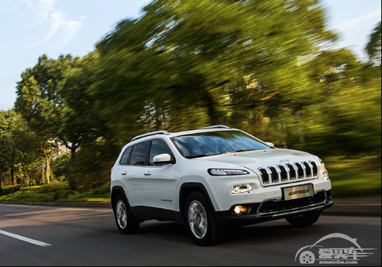 全新Jeep自由光双月订单破万 专业实力展露无遗！