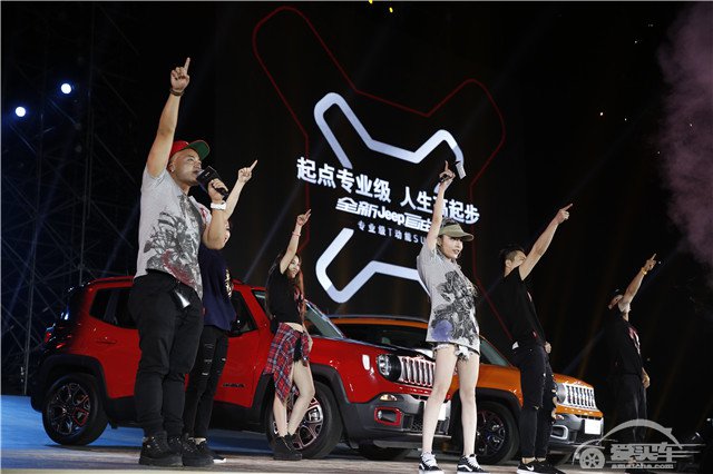 起点专业级  人生高起步 售价14.18万元起 专业级T动能SUV全新Jeep自由俠上市