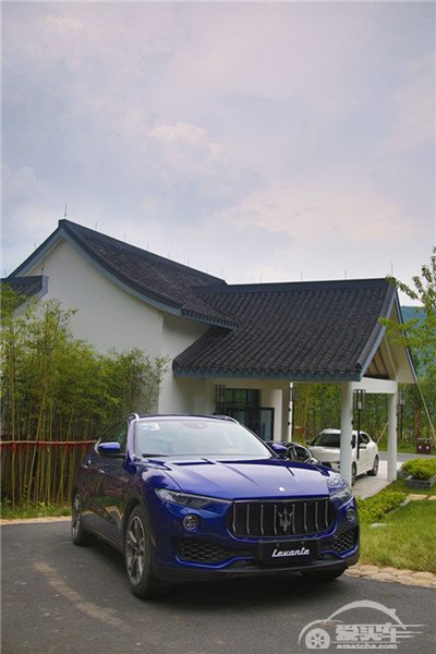 首试玛莎拉蒂SUV 地中海卧虎藏龙