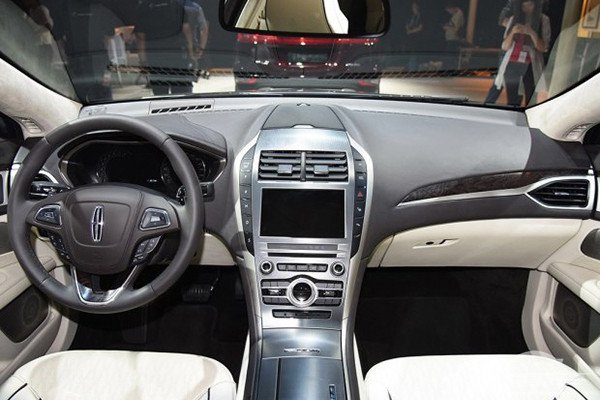 林肯新款MKZ正式上市 售28.48万-38.88万元