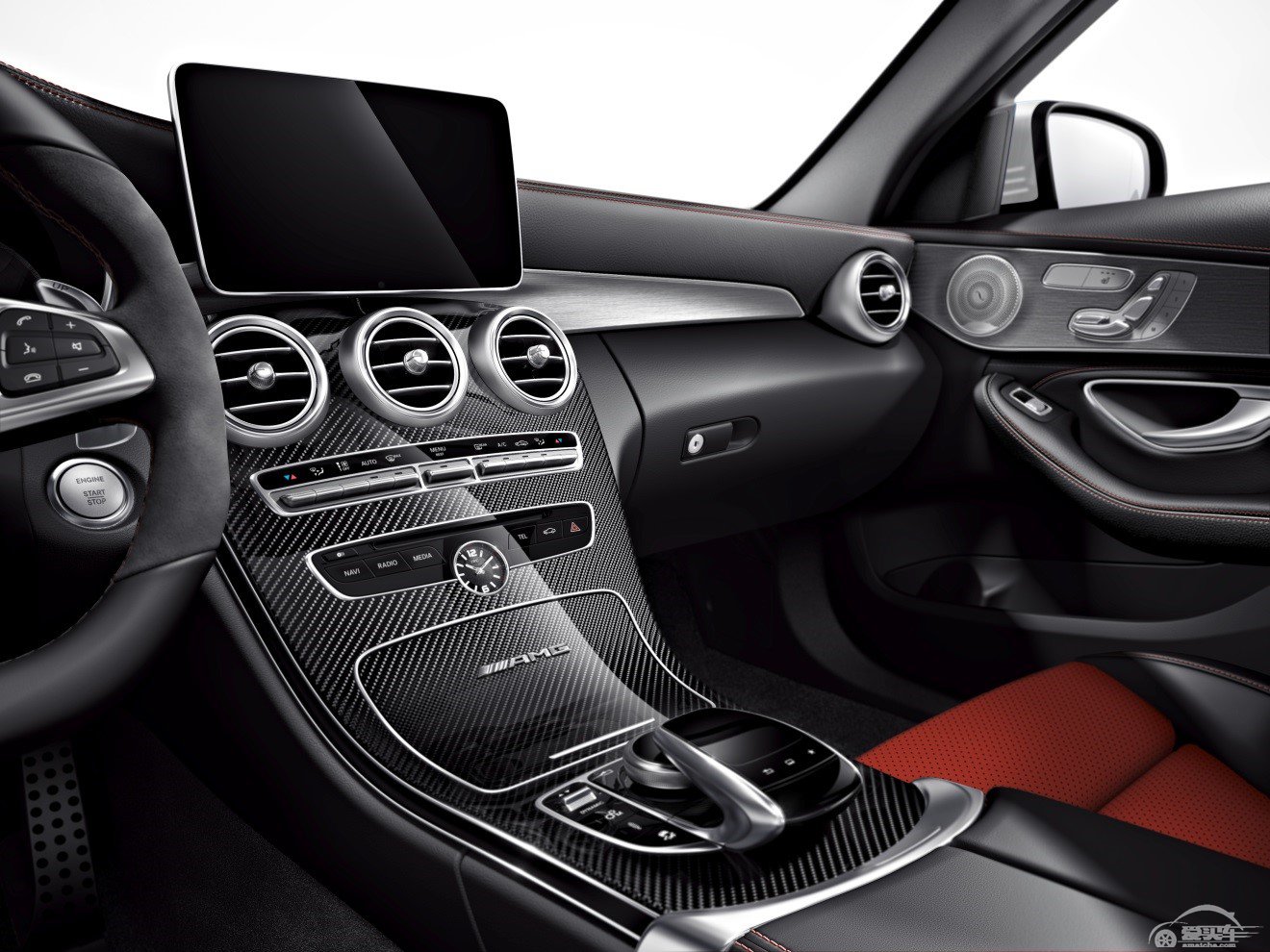 看梅赛德斯-AMG C 63轿车如何撩拨你的激情