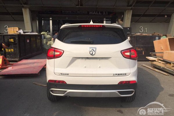 搭载1.5L自吸发动机 宝骏510实车曝光
