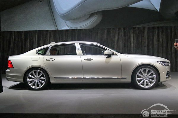 沃尔沃S90 T8三座荣誉版明年三季度上市