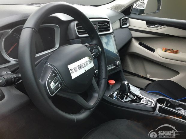 积极测试中 LYNK&CO CX11谍照曝光
