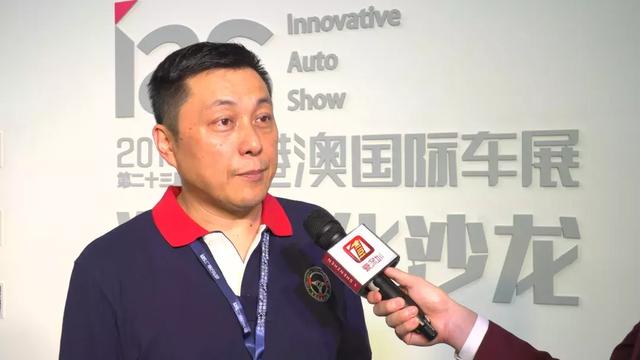  「专访」汽车收藏家：早年手动雨刮和引擎，每项科技都有简陋过往 